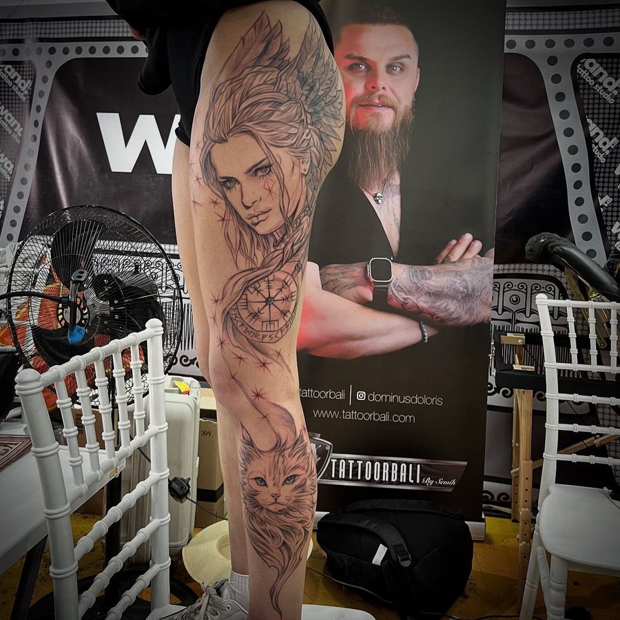 Valkyrie Bacak Sleeve